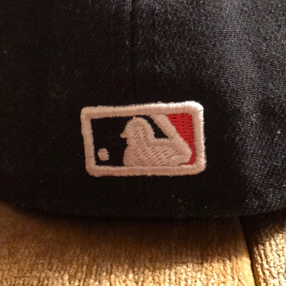 Like New Baltimore Orioles Hats - Picture 6 of 8